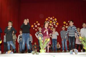 Praznovanje materinskega dne v Bočni 12